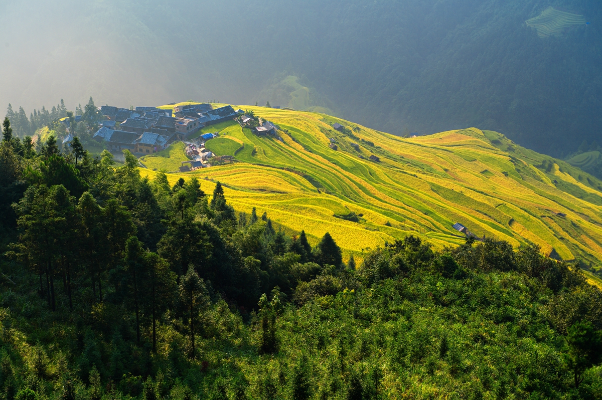 在那遥远的小山村