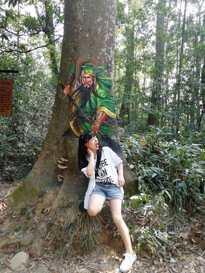 妖精那里跑······